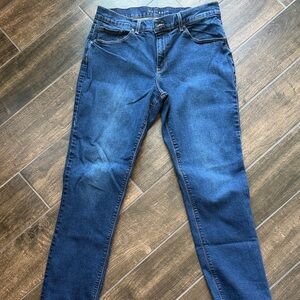 Women’s Skinny Jeans in Deep Blue Wash